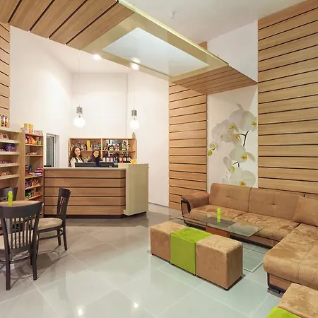 Хотел Sky Велико Търново