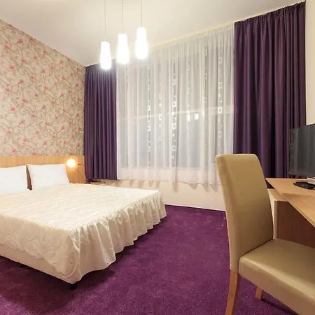 Sky Велико Търново